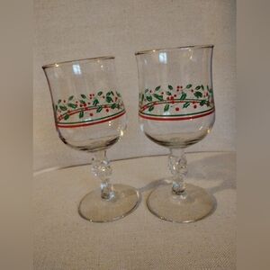 Vintage Festive Arby's Crystal Hand-Painted Gold Trimmed Christmas Wine Glasses